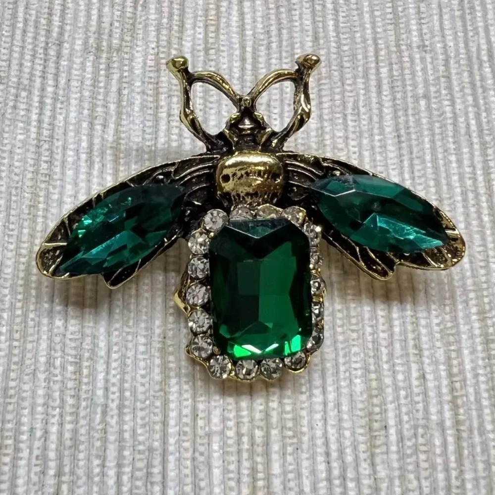 Vintage Bee Rhinestone Brooch Retro Women Crystal Insect - Picture 5 of 5